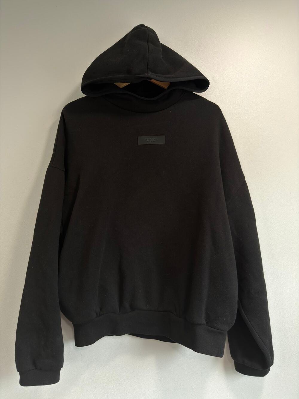 Fear of God Essentials Chest Logo Hoodie Jet Black Casual Versatile Small